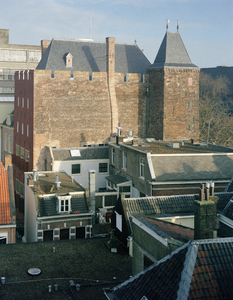 116092 Gezicht op de zijgevel van het Stadskasteel Oudaen (Oudegracht 99) te Utrecht.